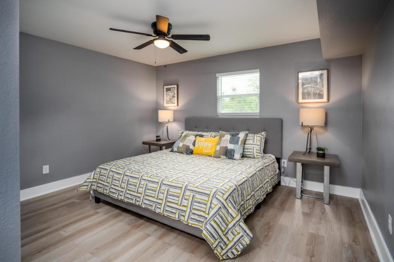 Spacious Home Near Downtown Σαν Αντόνιο Εξωτερικό φωτογραφία