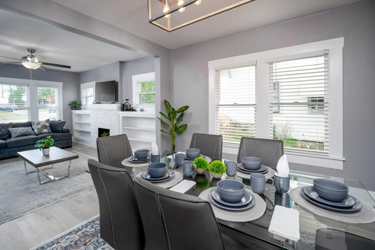 Spacious Home Near Downtown Σαν Αντόνιο Εξωτερικό φωτογραφία
