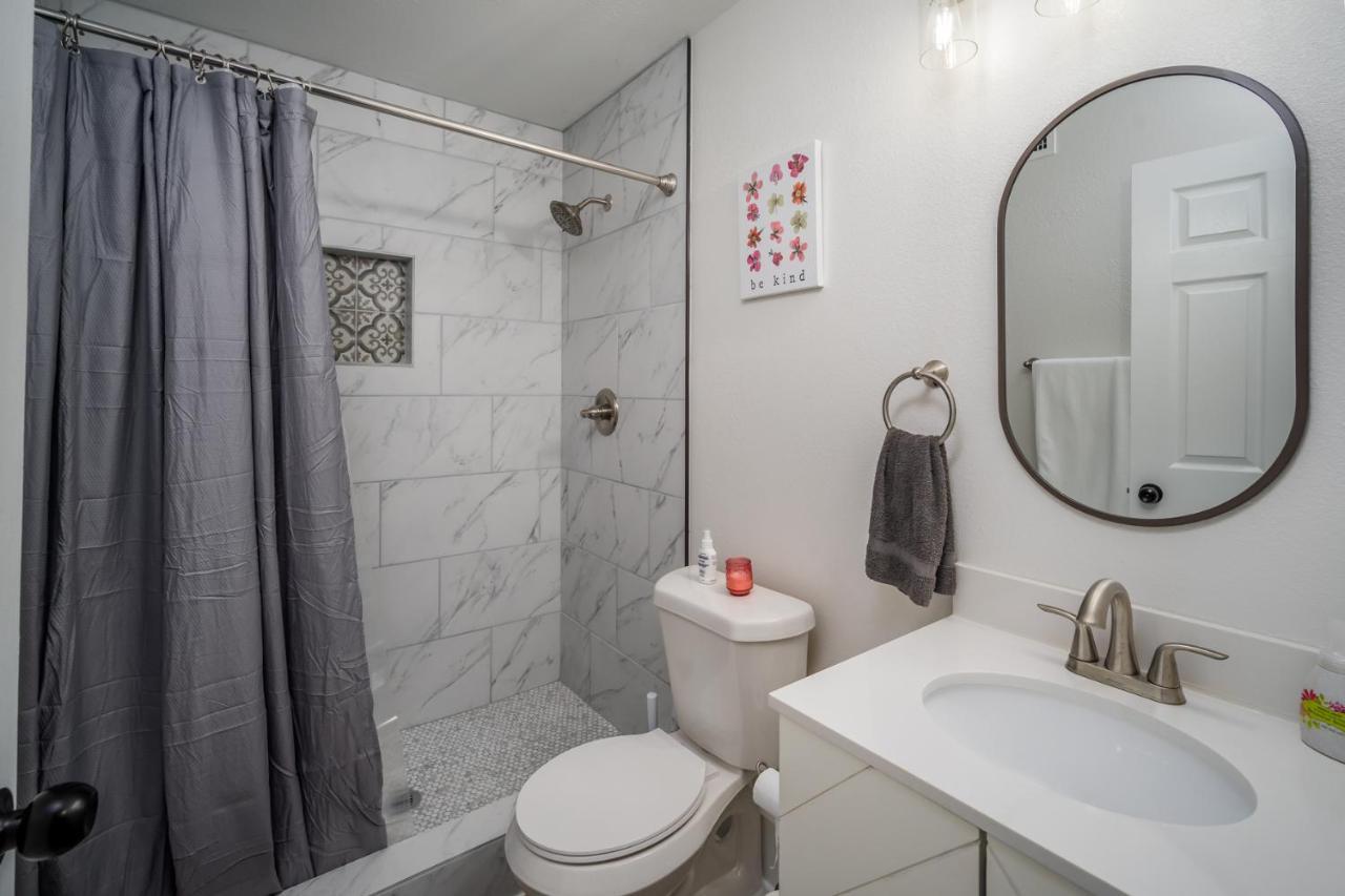 Spacious Home Near Downtown Σαν Αντόνιο Εξωτερικό φωτογραφία