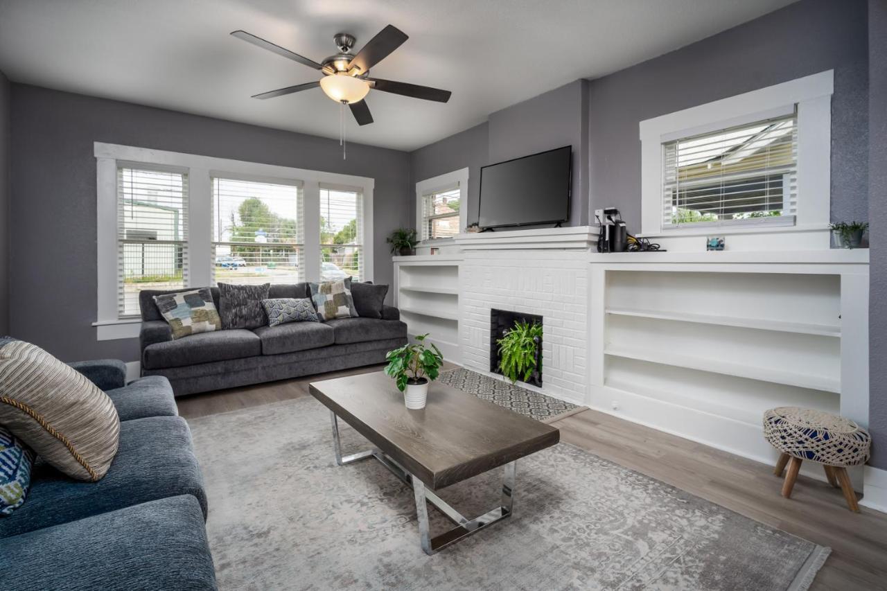 Spacious Home Near Downtown Σαν Αντόνιο Εξωτερικό φωτογραφία